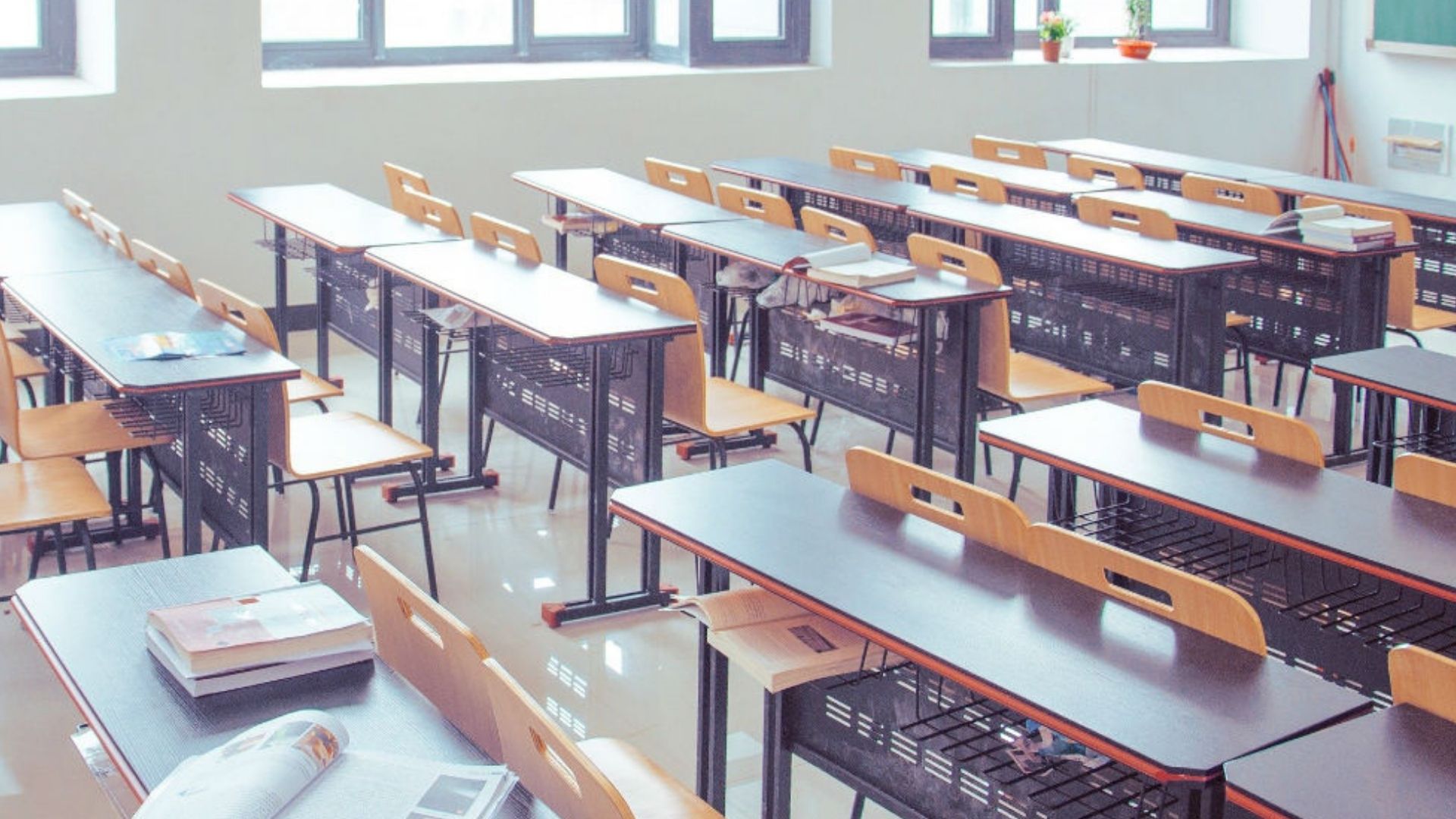 Professors de Secundària signarà el preacord si Niubó els inclou a la comissió de seguiment | Departament d'Educació, professorat, sindicat, sindicats, vaga