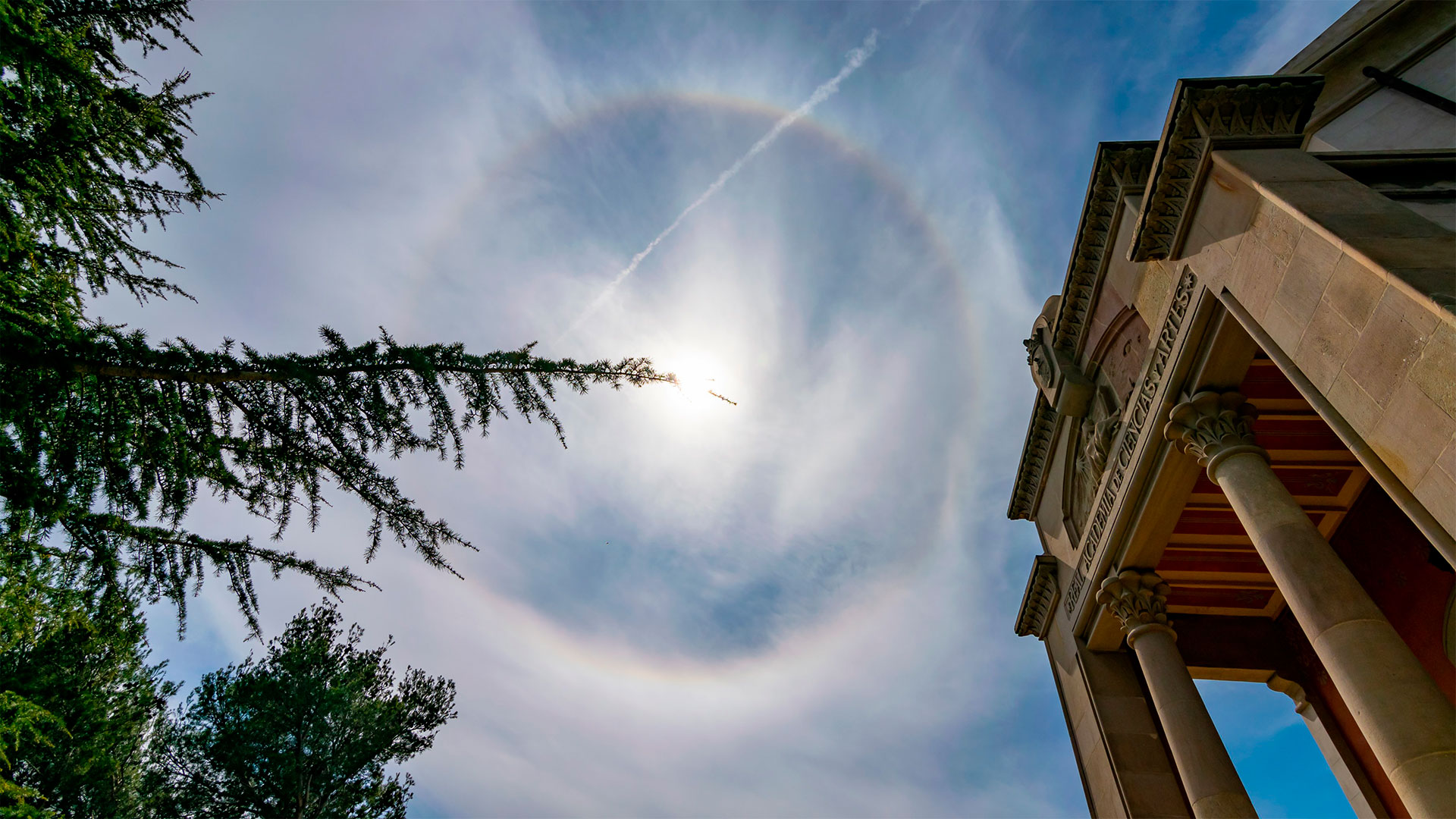 Halo solar cel Barcelona