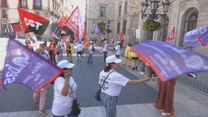 Nova concentració de les treballadores del SAD per exigir un “conveni de ciutat”