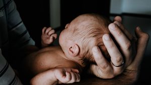 Les nenes tenen més probabilitat de contagiar-se del VIH que els nens durant la gestació