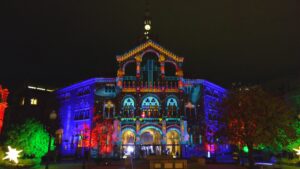Inaugurats Els Llums de Sant Pau 2022: gairebé dos mesos d’espectacle lumínic per Nadal