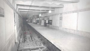 Ferran, l’estació fantasma del metro que va viure dues dècades sota la Rambla de Barcelona