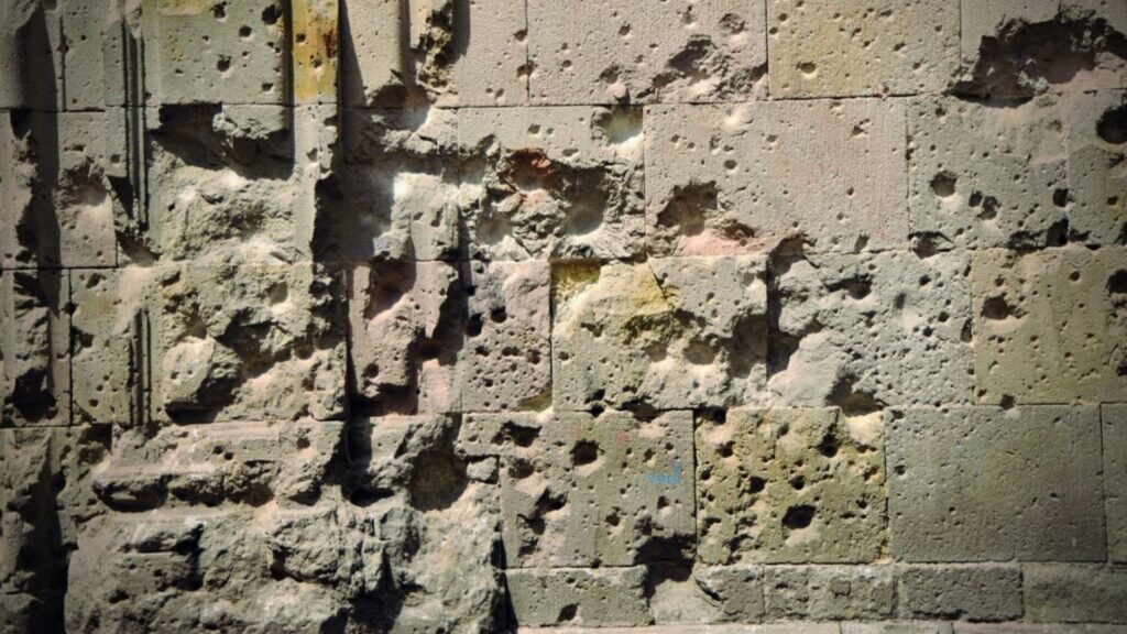 pla&ccedil;a sant felip neri bombardejos