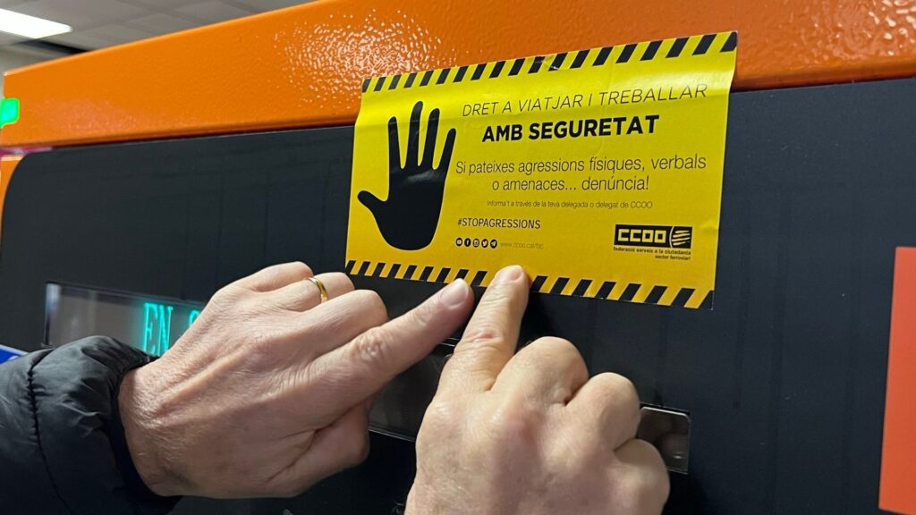 Protesta de personal del metro, Renfe i FGC contra l'increment de les agressions al transport | protestes, seguretat, transport públic