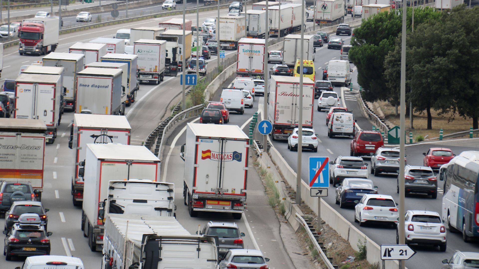 Operació tornada de la segona Pasqua: 241.000 vehicles ja han tornat a l'àrea de Barcelona | carreteres, operació sortida, Servei Català de Trànsit (SCT), trànsit