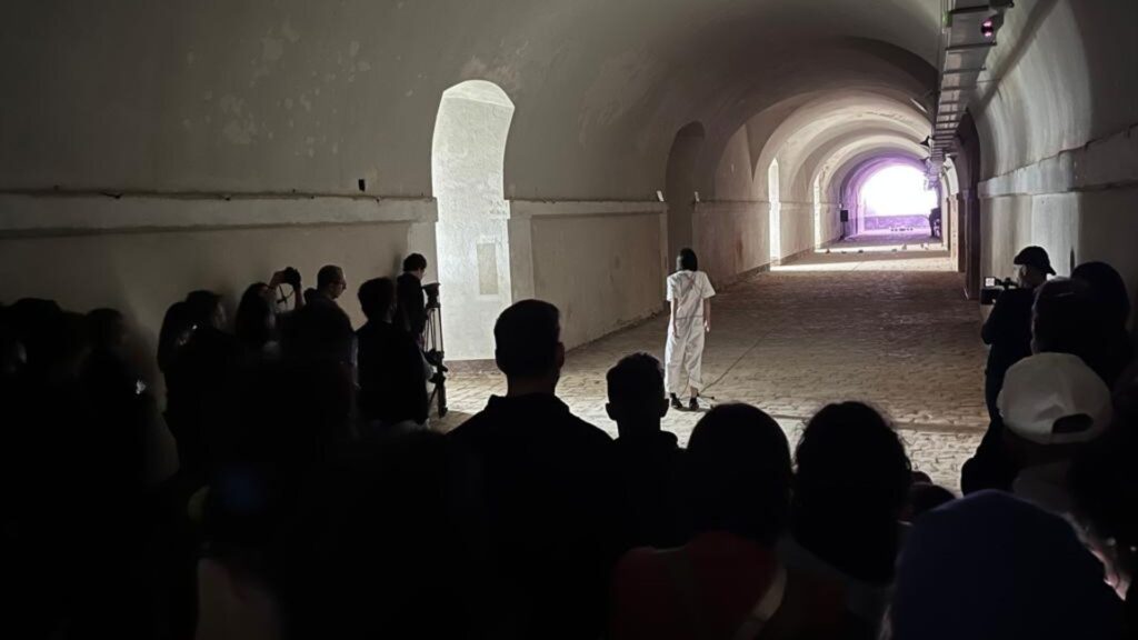 L'art contemporani torna a conquerir el Castell de Montjuïc amb la tercera edició del Moujuïc | art contemporani, Castell de Montjuïc