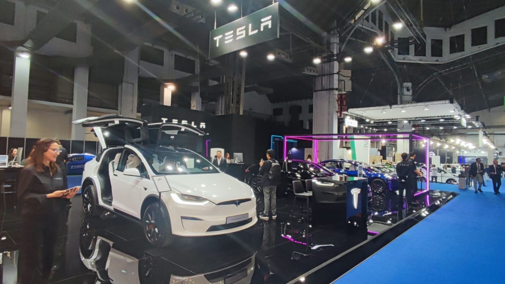 Vehicles elèctrics, protagonistes de l'Automobile Barcelona 2023