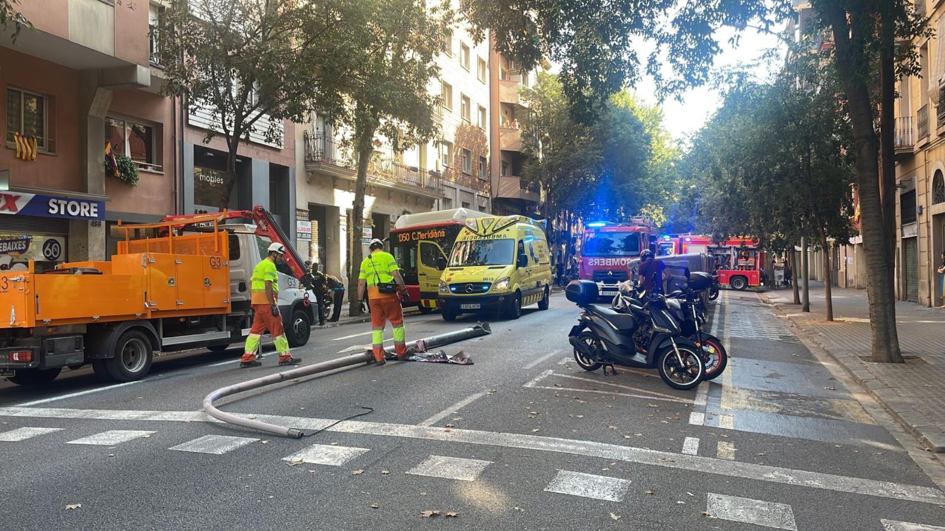 Una ferida crítica en un aparatós accident a València