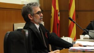 La defensa d’Alves diu que no té risc de fugida perquè ha matriculat els fills a Catalunya