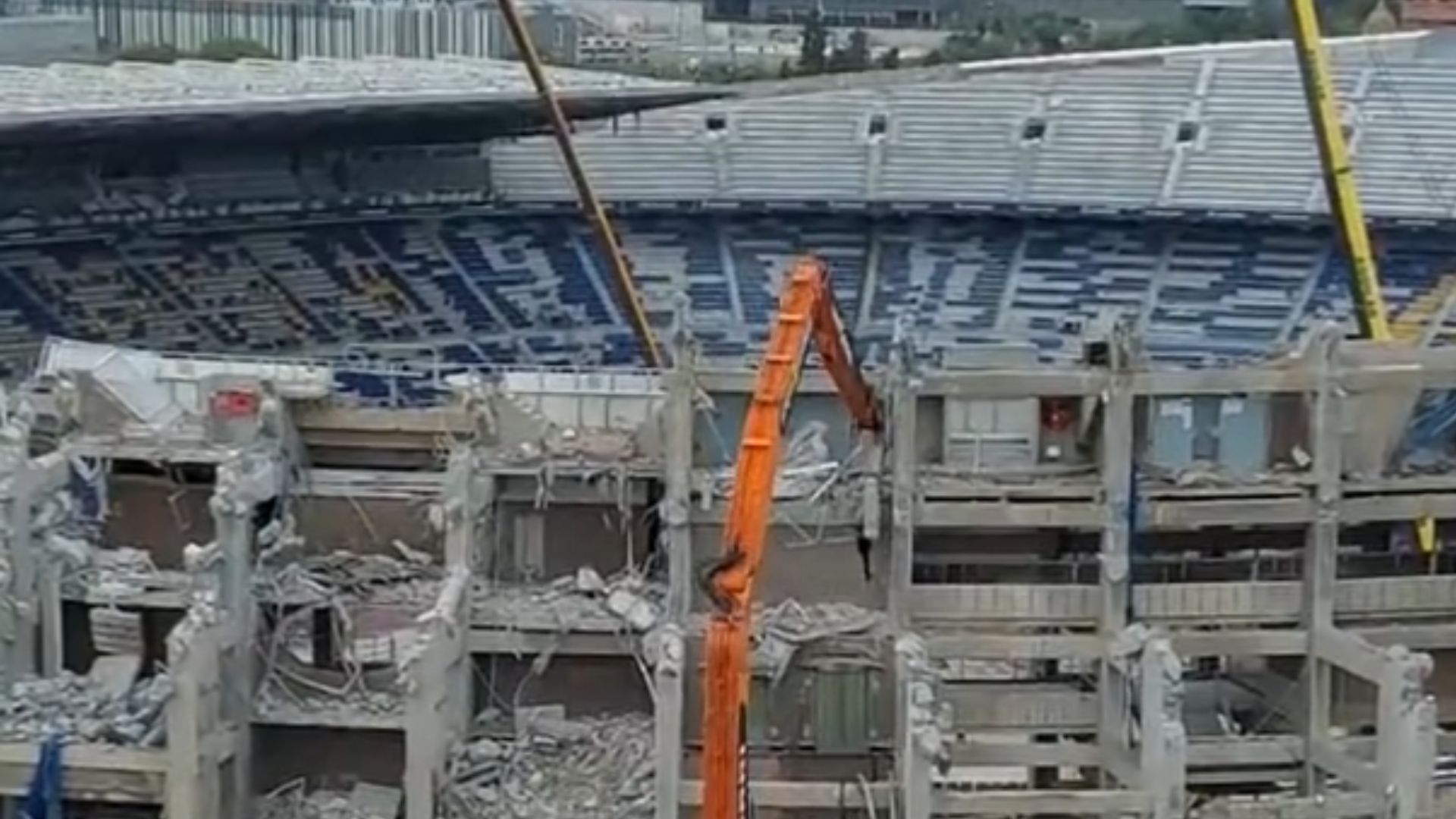 La impactant imatge aèria del Camp Nou en runes: segueix les obres en directe | VÍDEO | Camp Nou, FC Barcelona