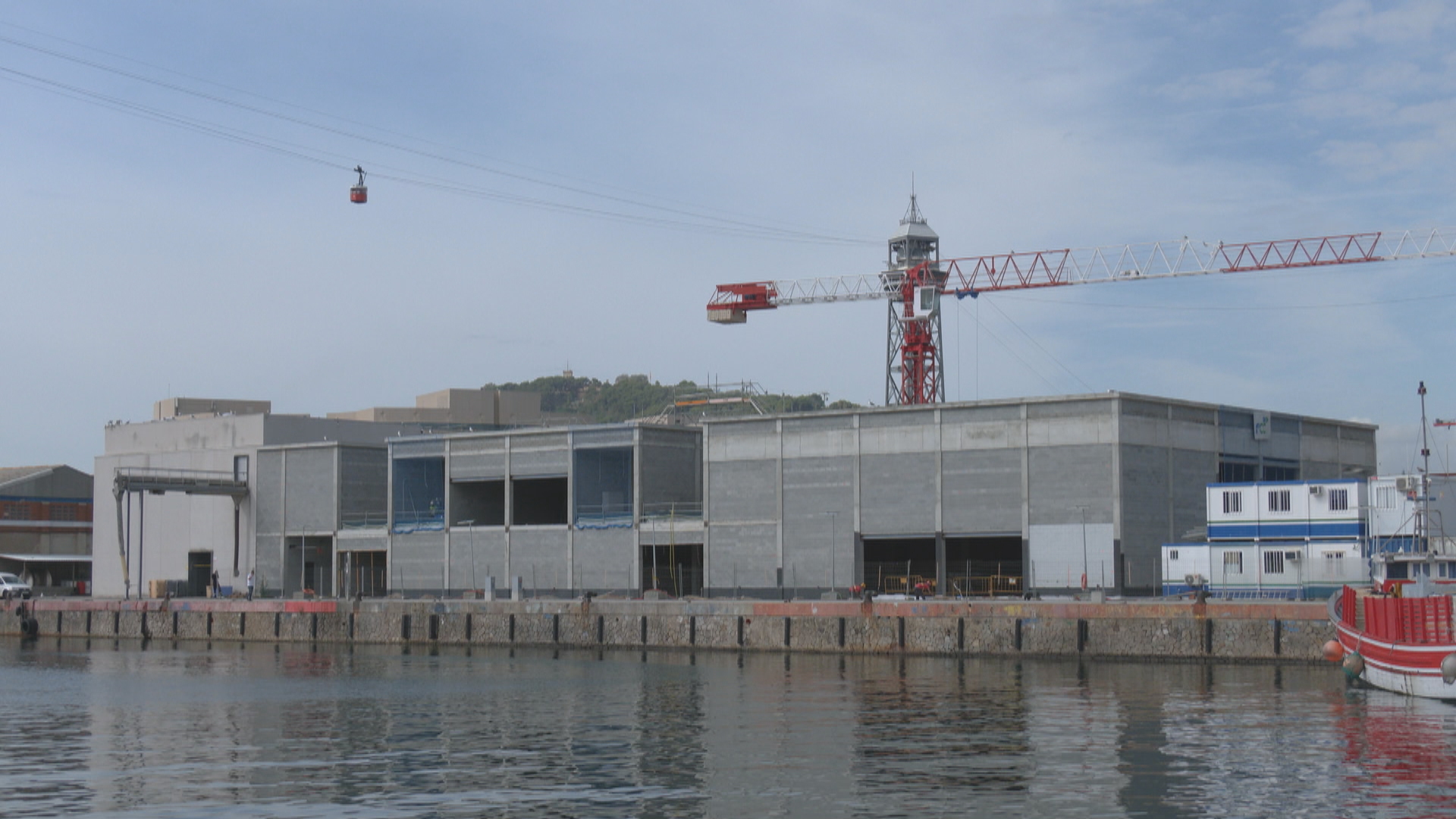 la-nova-llotja-de-pescadors-de-barcelona-s-estrenar-el-mar
