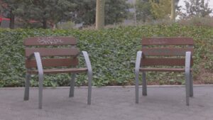 Troben una bossa amb 60 dècims de Nadal en un banc i localitzen la propietària a Cantàbria