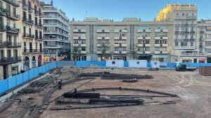 L’estructura de ferro del Mercat de l’Abaceria, completament desmantellada