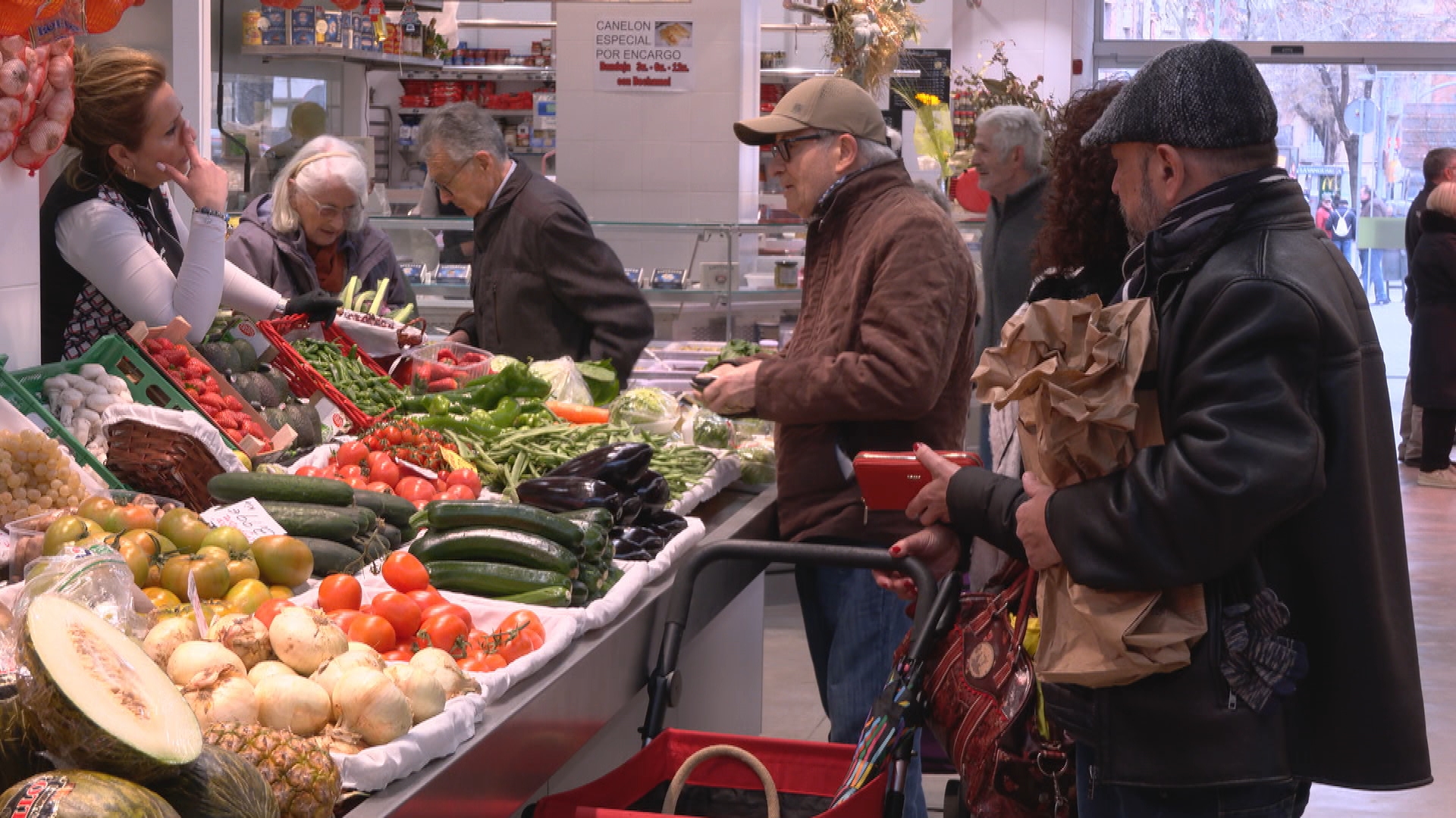el-nou-mercat-provisional-d-horta-atrau-un-60-m-s-de-visitants