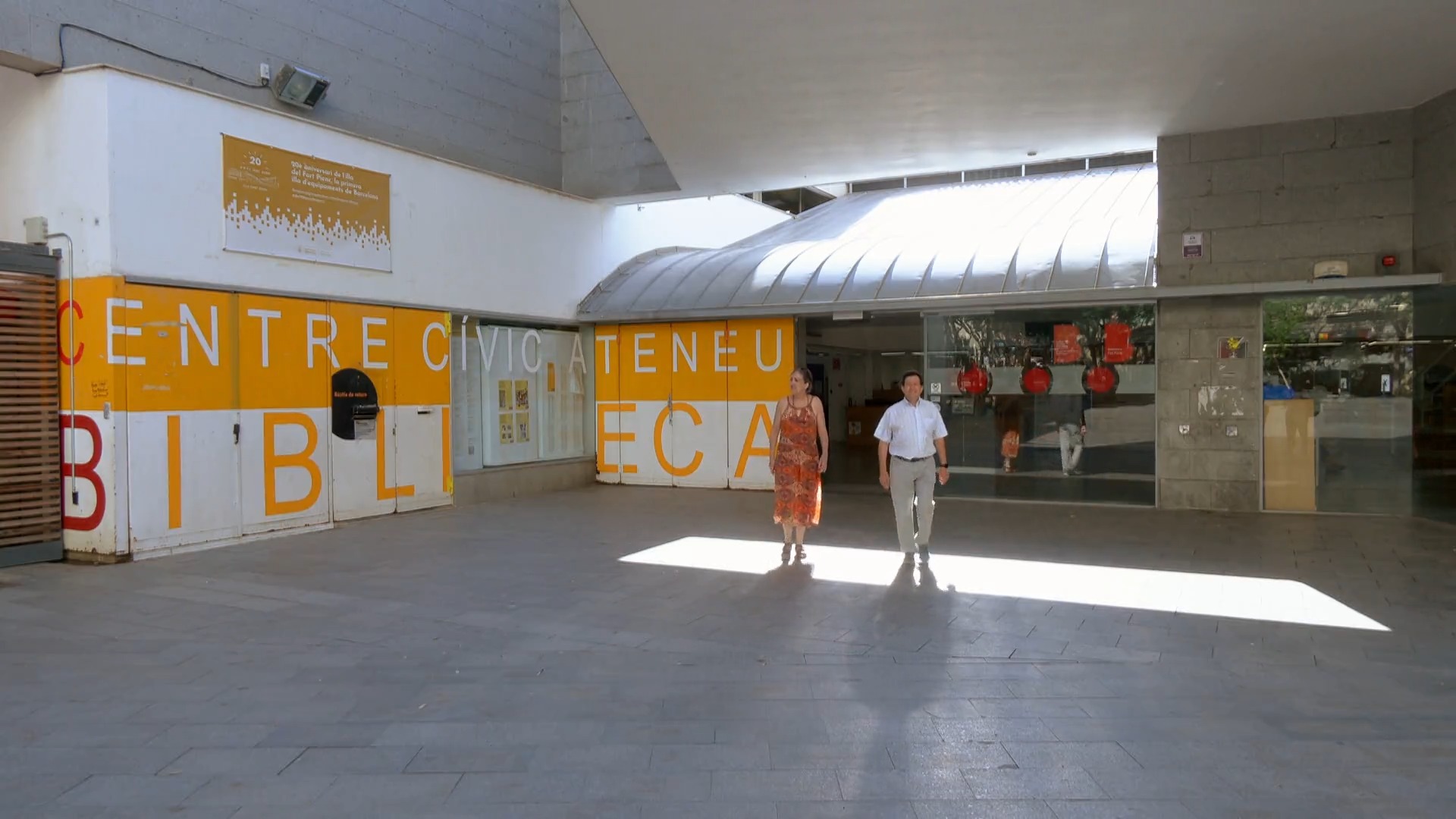 Ana María Moix, Mària Sánchez... sis biblioteques de Barcelona es rebatejaran amb noms de dona | biblioteques, dones