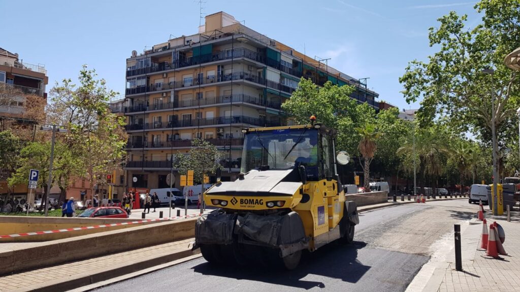 renovaci&oacute; paviment Via Julia