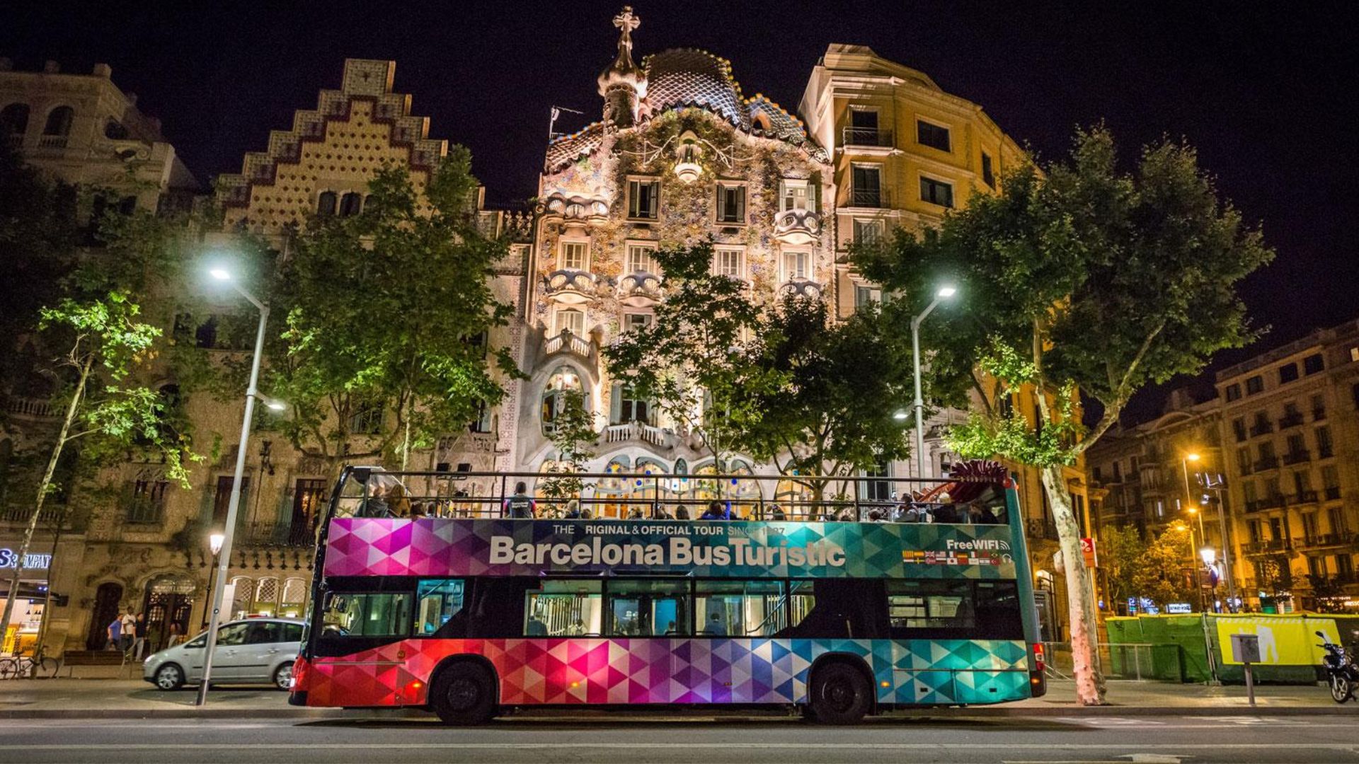 bus turístic nocturn