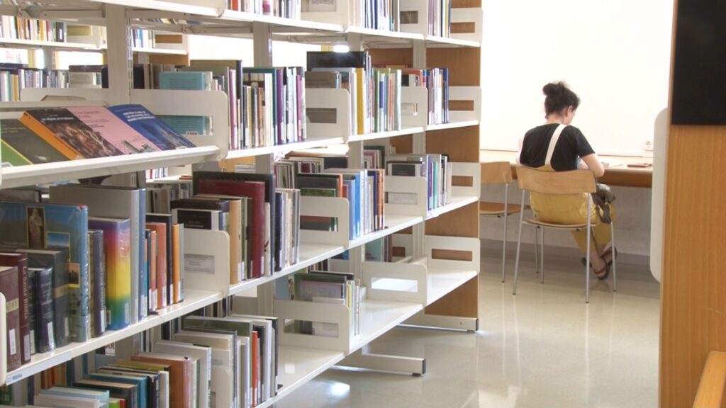 Els refugis climàtics de Barcelona: el fruit de l'intercanvi d'idees entre ciutats | biblioteques, canvi climàtic, centres cívics, onada de calor, temperatura