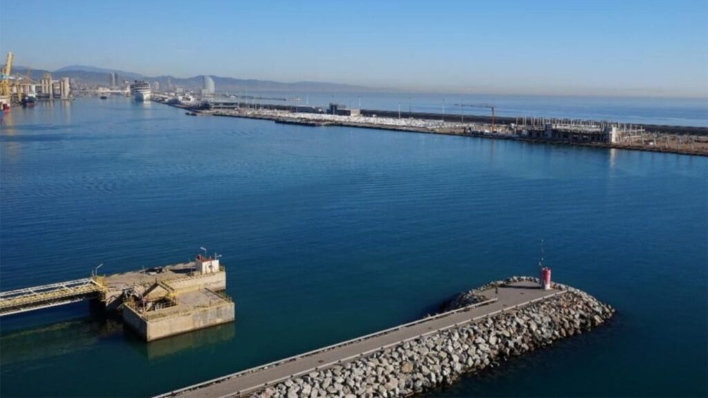 El Port de Barcelona aprova la licitació de la futura connexió elèctrica al moll Adossat | innovació, port de Barcelona, sostenible