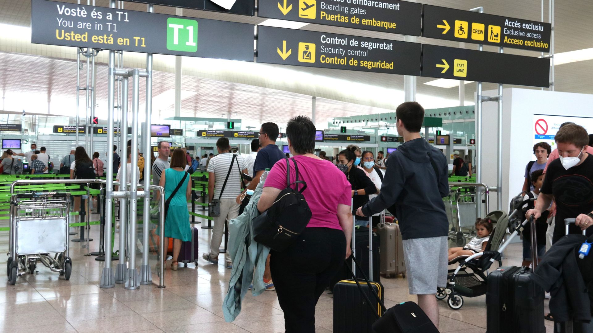 Efecte Trump: quatre de cada 10 agències nota una caiguda en la demanda de viatges als EUA | Agències de viatges, Turisme de Barcelona, viatges