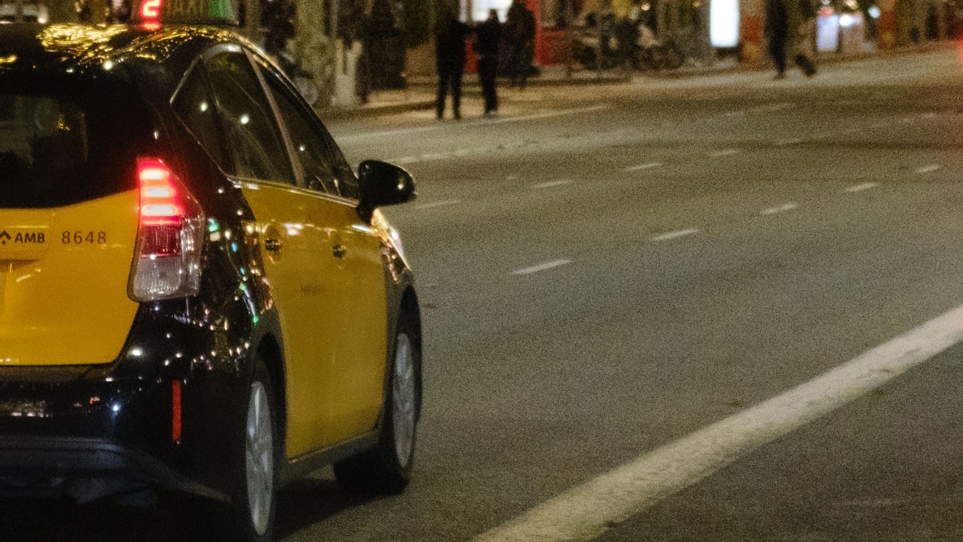 Detinguts tres policies del Canadà per agredir sexualment una prostituta en un taxi de Barcelona | agressions sexuals, Mossos d'Esquadra, taxi