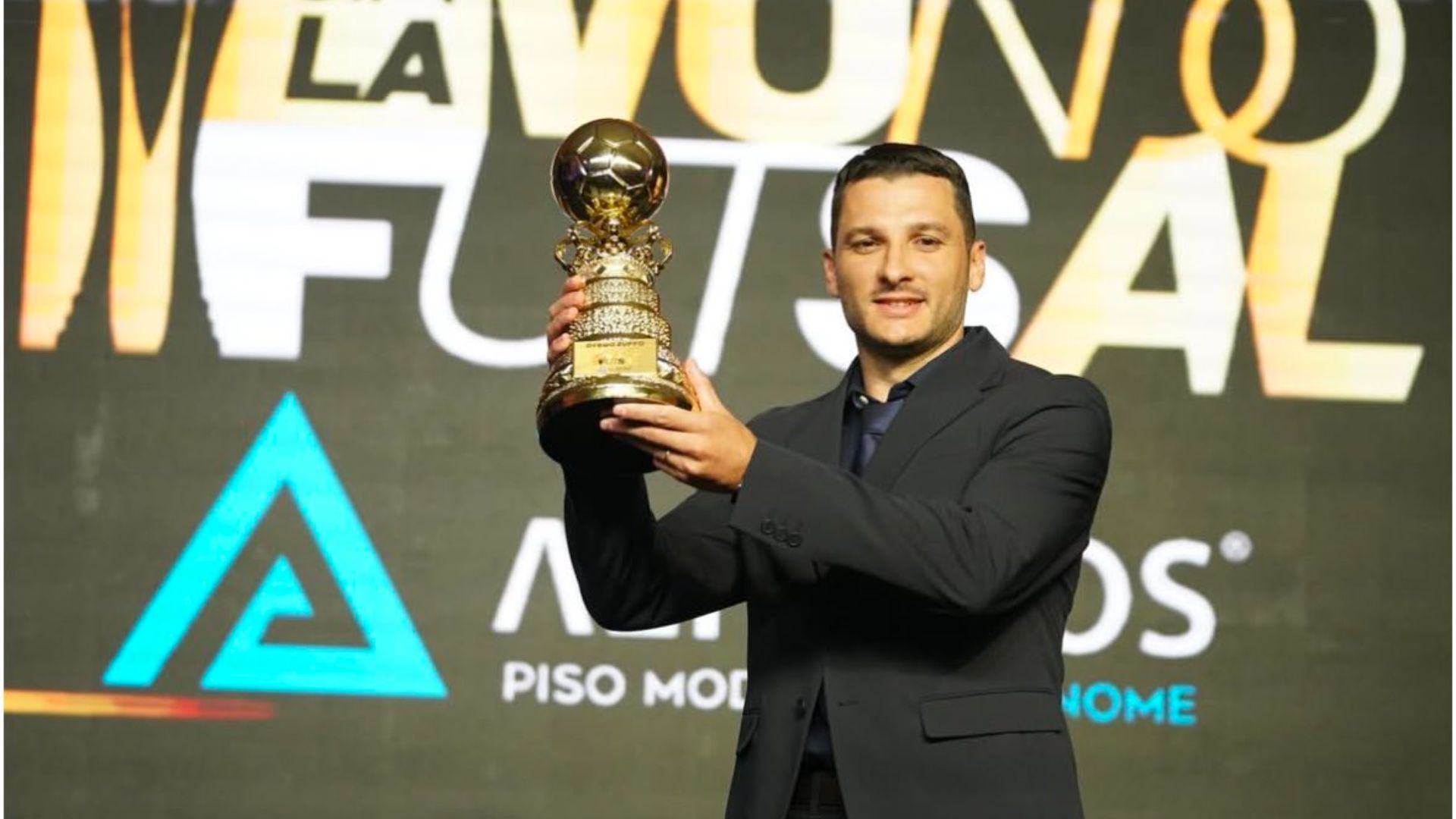 Dyego guanya la Pilota d'Or 2024 al millor jugador del món de futbol sala | Barça futbol sala