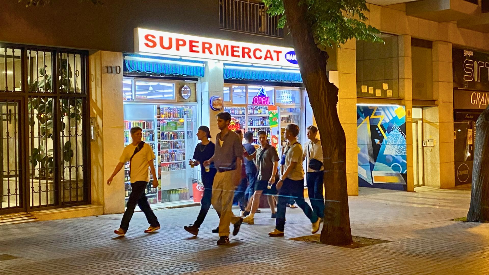 botigues triangle lúdic