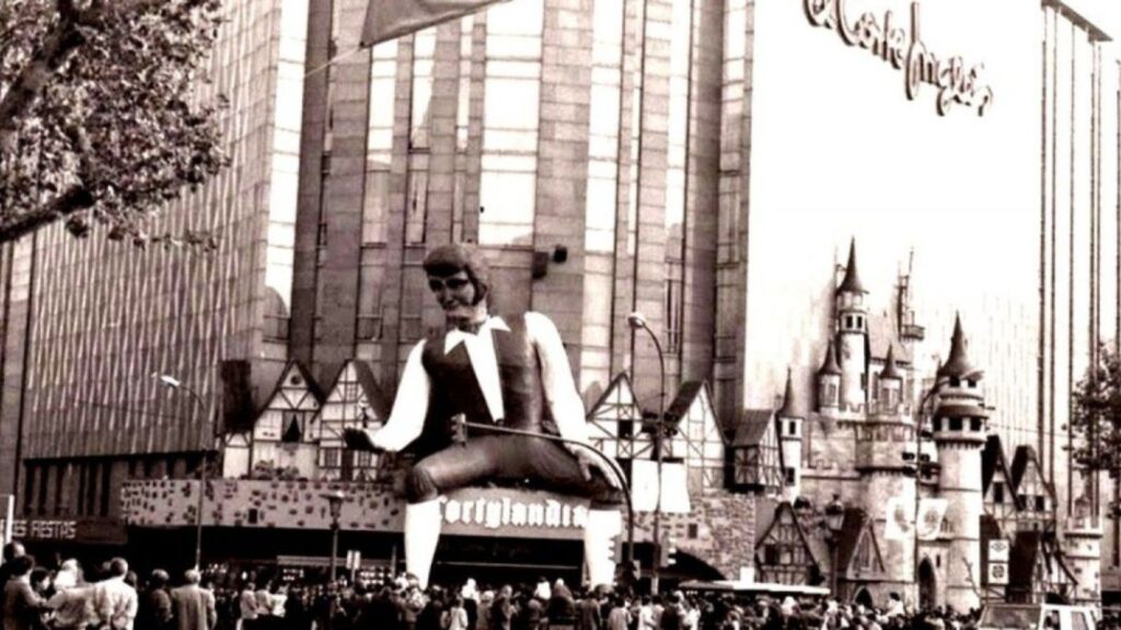 Arxiu Barcelona: Comansi, Exin i la clínica de les nines, recordem la ciutat de les joguines | infants, jocs, joguines, memòria històrica