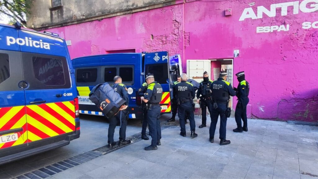 L'Ajuntament xifra en 19.000 € el cost dels desperfectes de la manifestació de l'Antiga Massana | aldarulls, Guàrdia Urbana, manifestacions a Barcelona