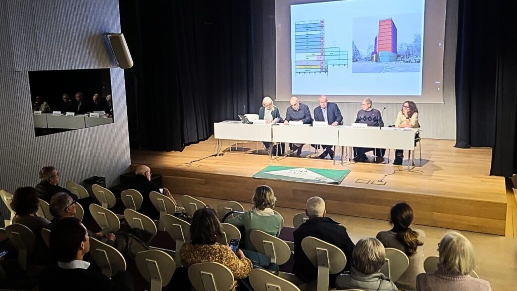 roda premsa plataforma zona verda