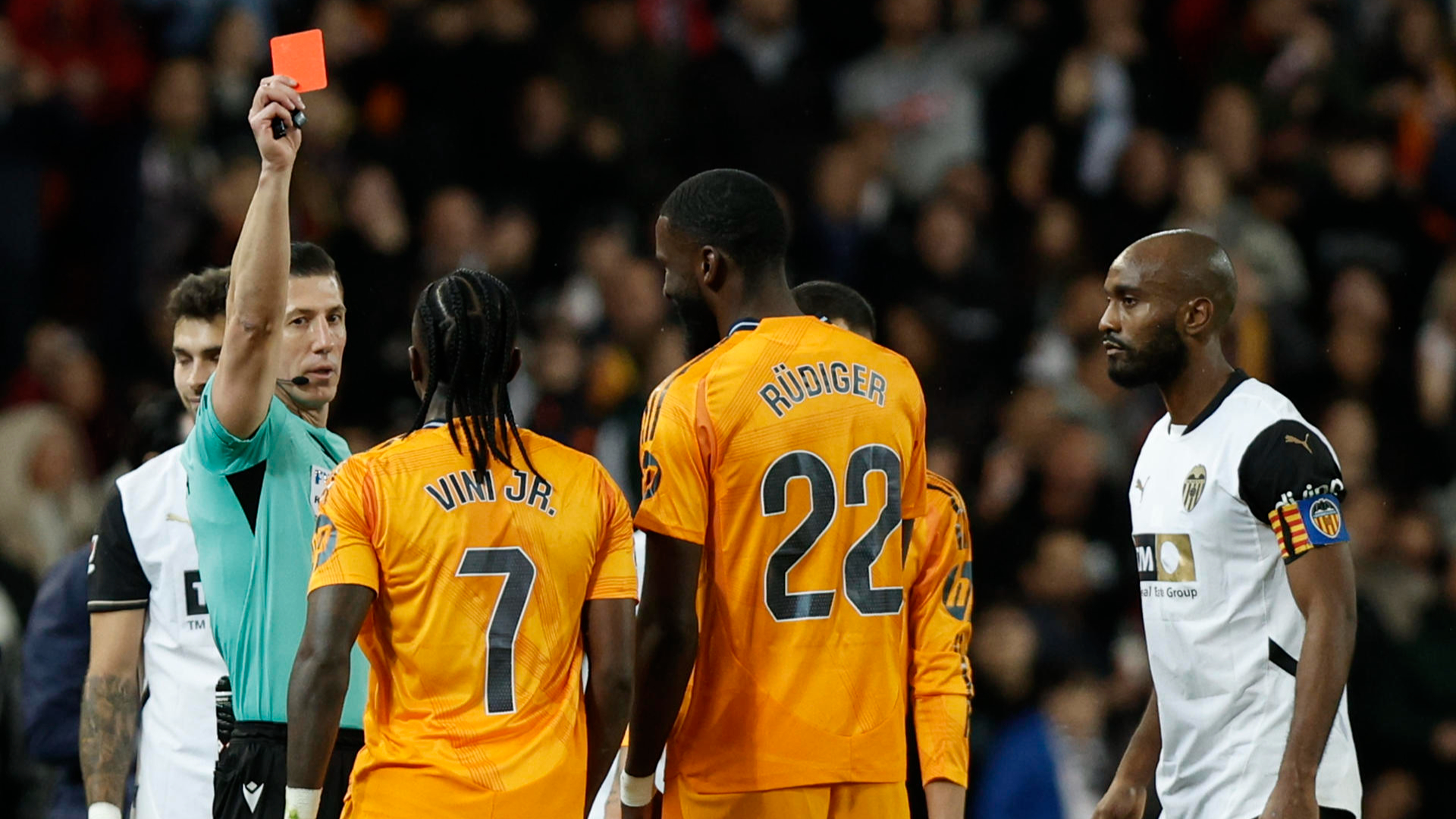 Expulsió Vinicius Jr a Mestalla