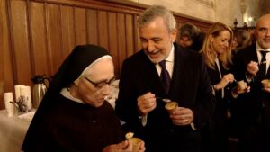 Les monges clarisses es queden sense poder tornar al monestir de Pedralbes per Santa Eulàlia