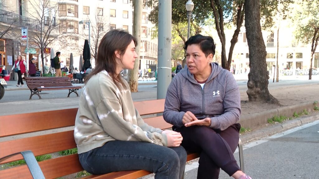 El cas de l'Ana Maria: encadenar allotjaments temporals d'urgència sense opció de sortir del pou | Ajuntament de Barcelona, pensions, sensellarisme