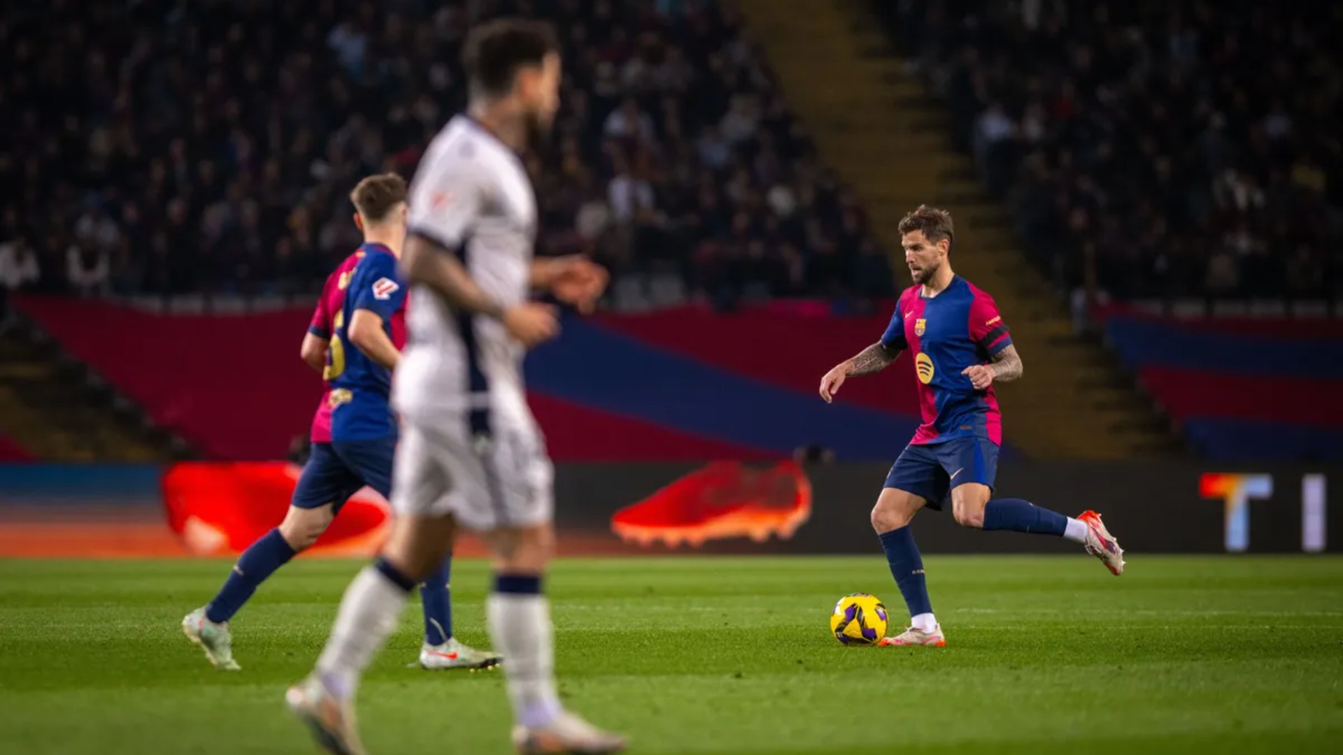 article 5 FIFA permet estudiar alineació indeguda Iñigo Martínez al Barça-Osasuna