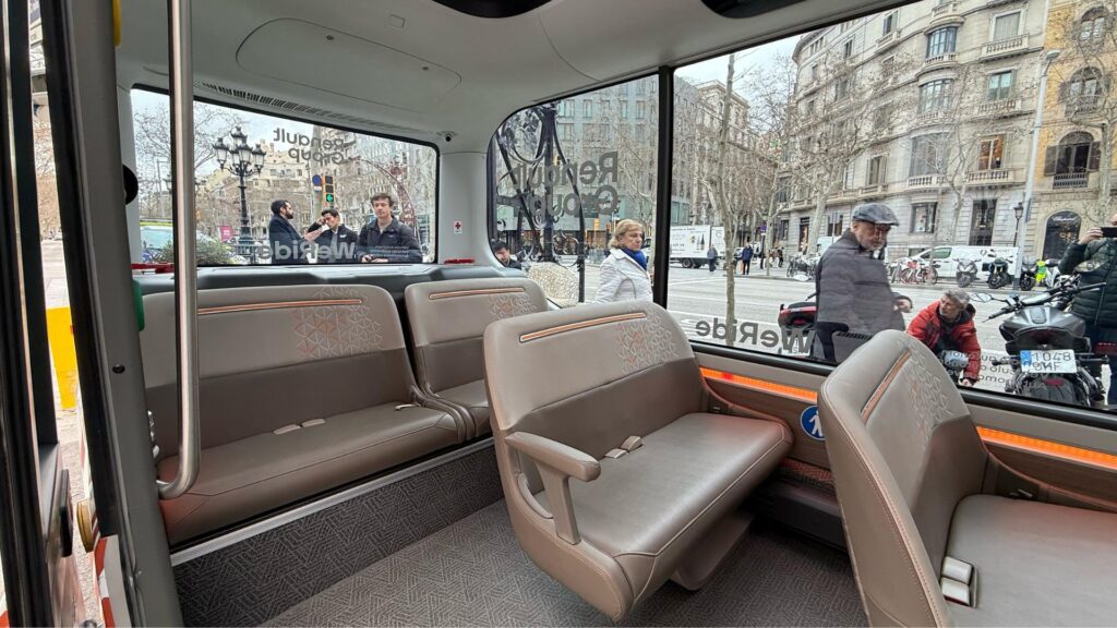 autobús autònom sense conductor