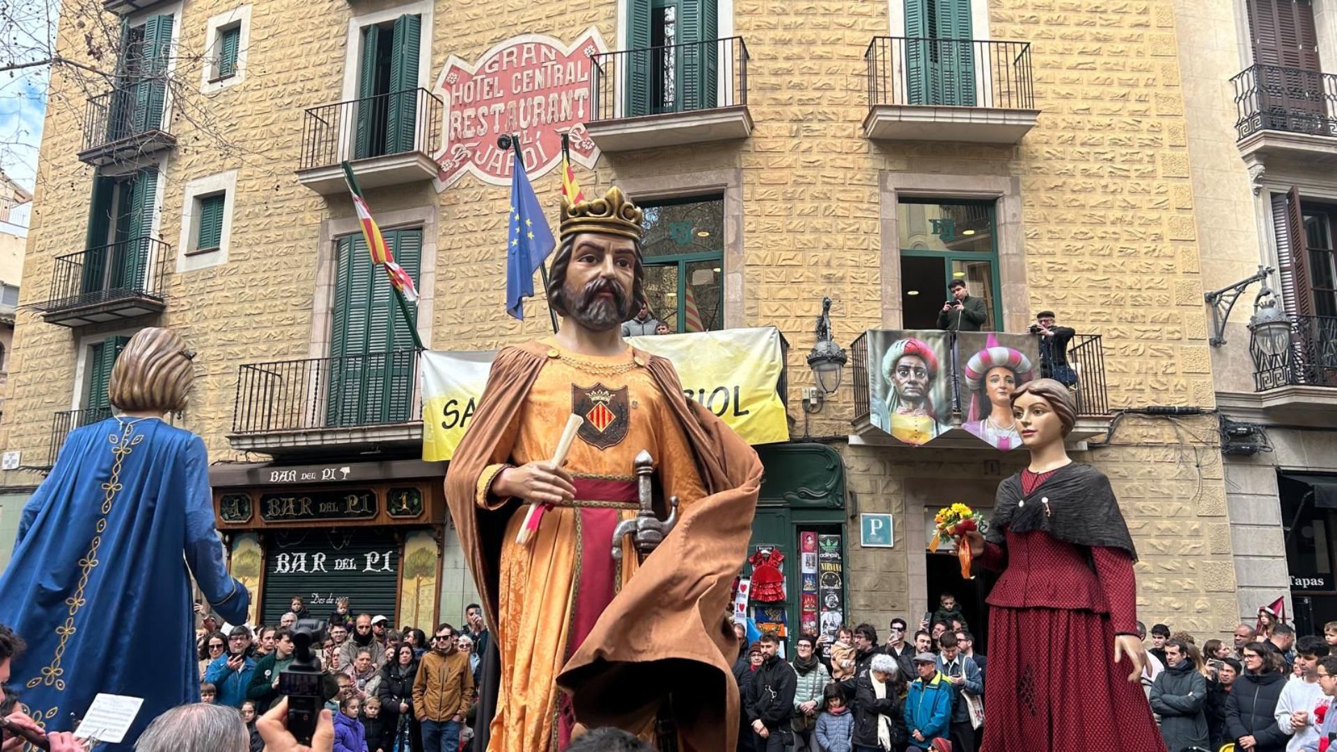 La trobada de gegants i un ball final tanquen les Festes de Sant Josep Oriol 2025 | festes majors, gegants, tradicions