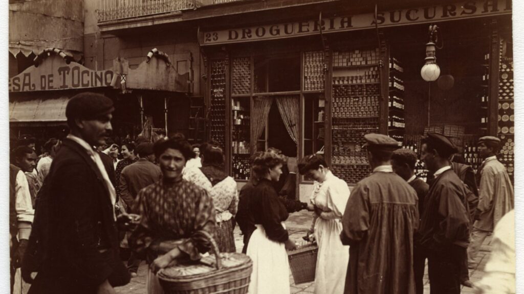 Arxiu Barcelona: Els orígens de la Boqueria, el primer mercat de la ciutat, a punt per als 185 anys | memòria històrica, Mercat de la Boqueria, mercats