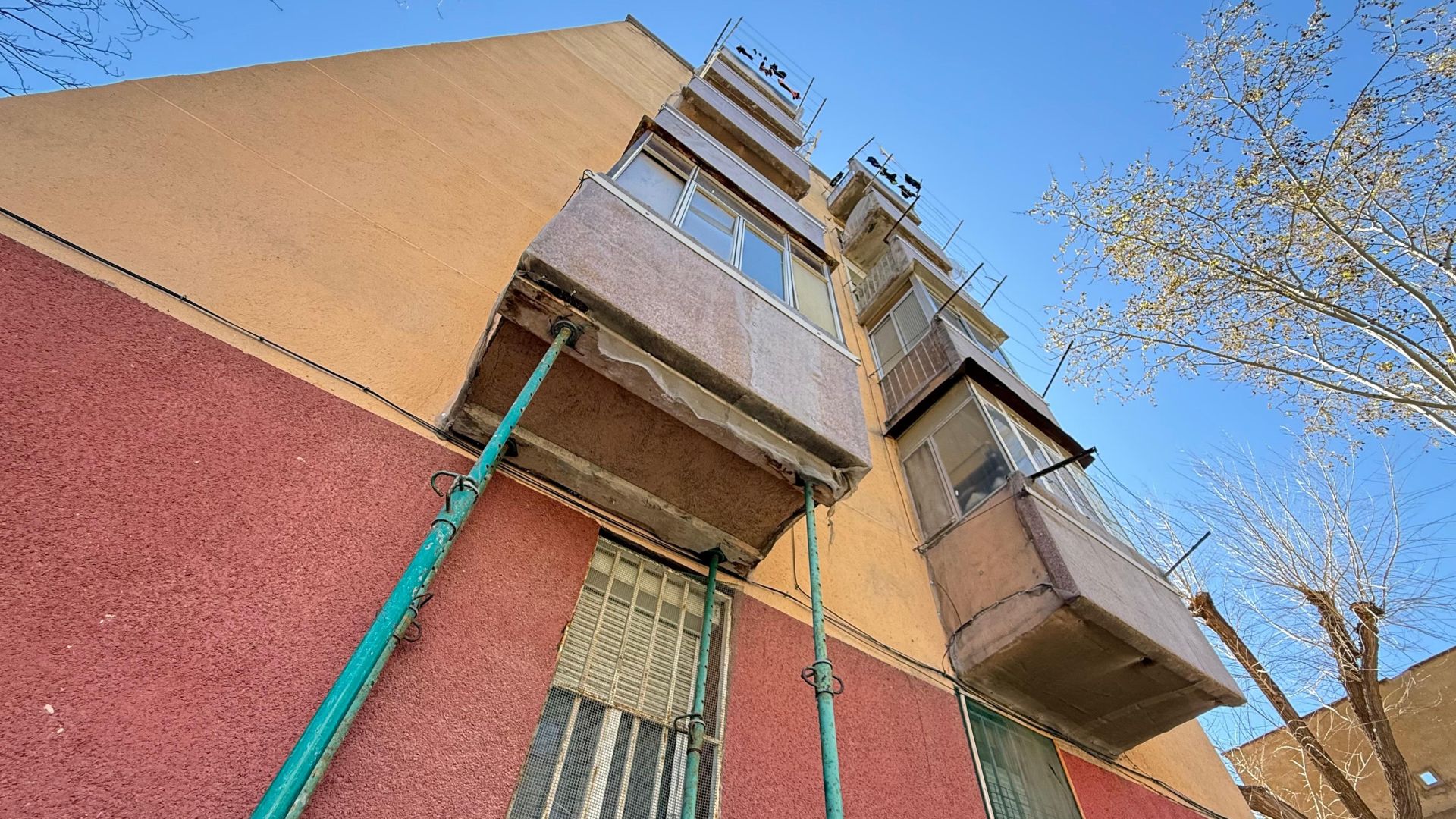 pisos apuntalats barri Besòs