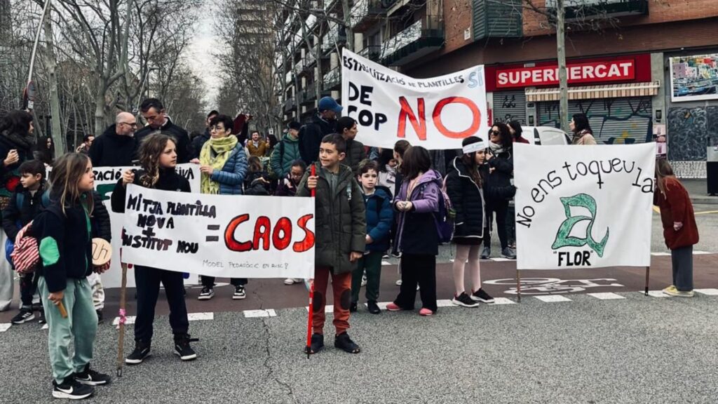protesta AFA Escola Flor Maig