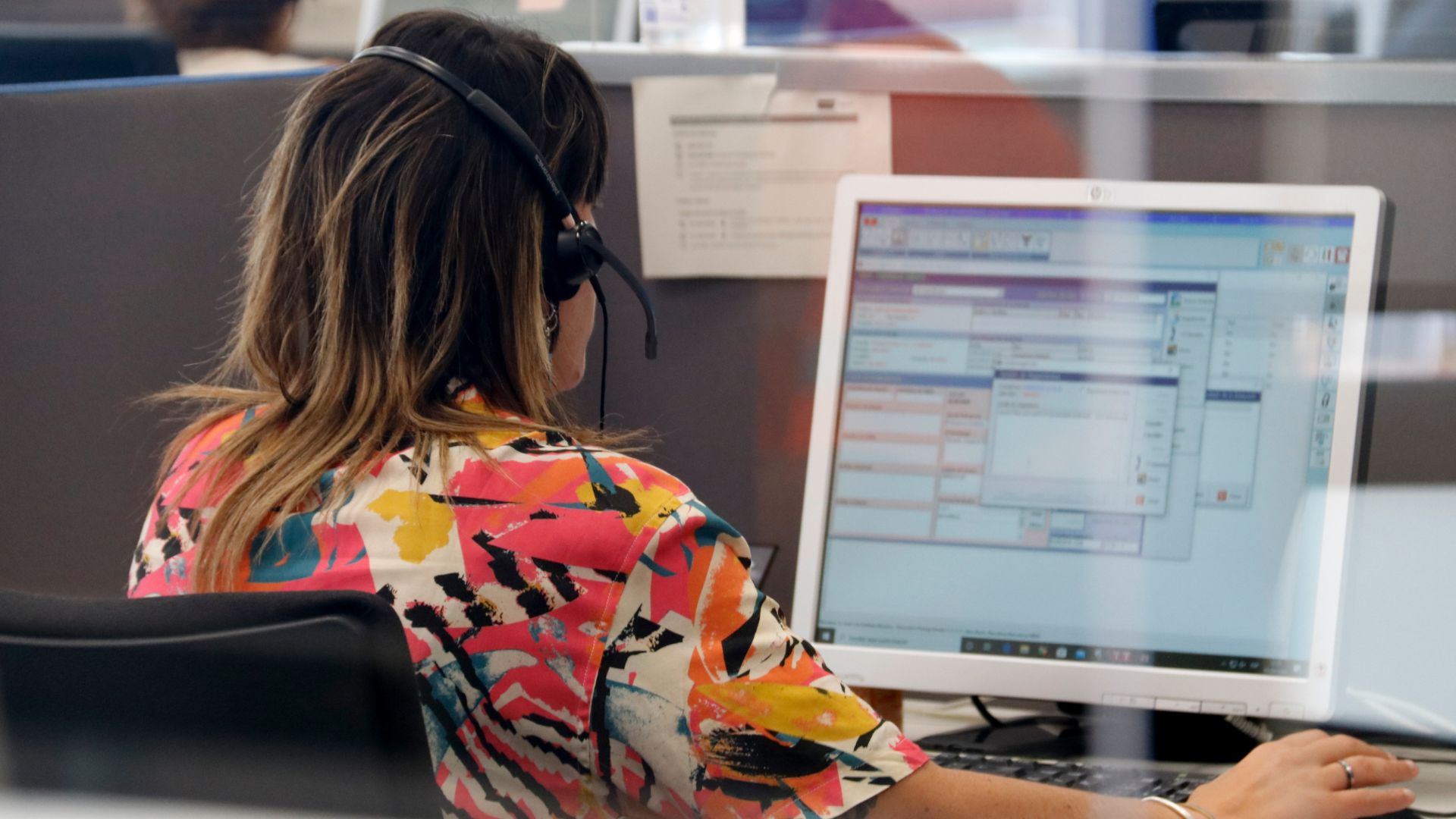 operadora teleassistencia