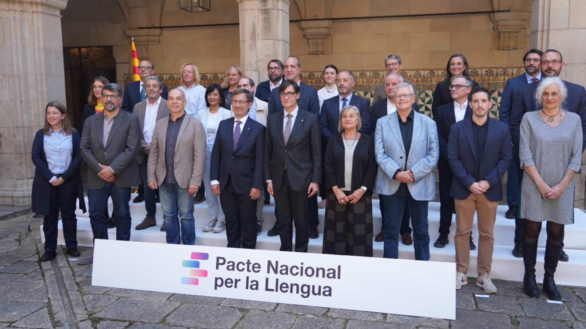 pacte nacional per la llengua catalana