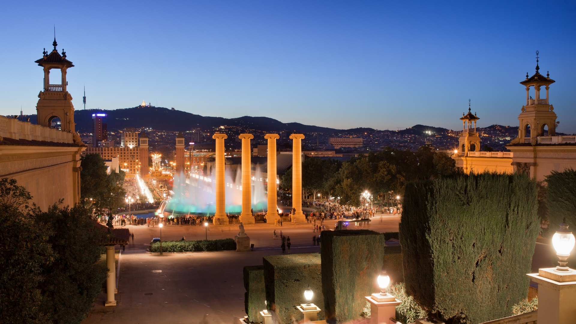 quan-arriben-nits-tropicals-Barcelona