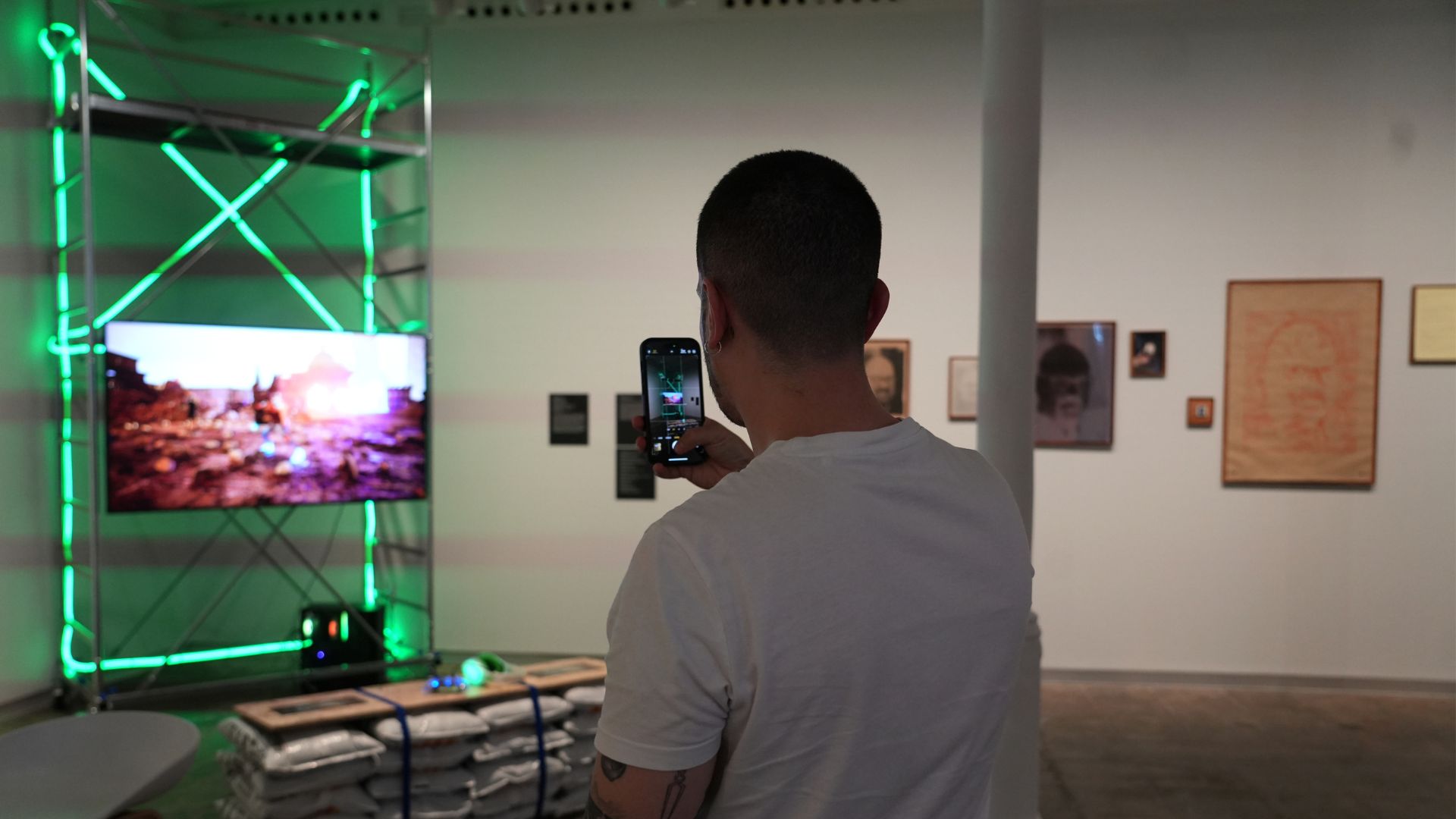 Foto Colectania presenta una exposició que reflexiona sobre la fotografia en cultures digitals | exposicions, fotografia, tecnologia