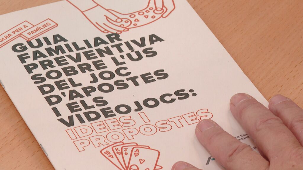 Vuit instituts de Barcelona se sumen al programa Cara i creu per prevenir l'addicció al joc | Addiccions, Adolescència, joves, salut pública, videojocs