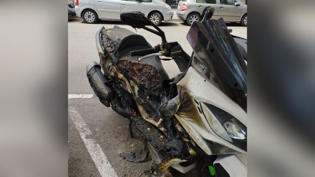 incendi moto Fort Pienc