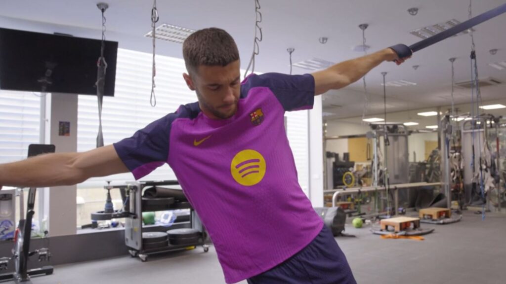 joan garcia entrena fcb ciutat esportiva pretemporada