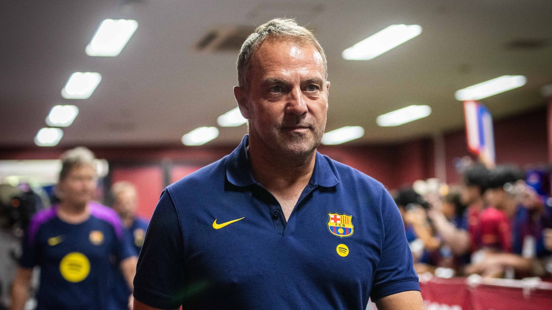 hansi flick entrenador fcb pretemporada kobe