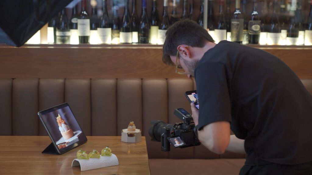 L'art de capturar aromes i textures: Àlex Froloff ha fotografiat més de 300 cuines | cuina, fotografia, restaurants