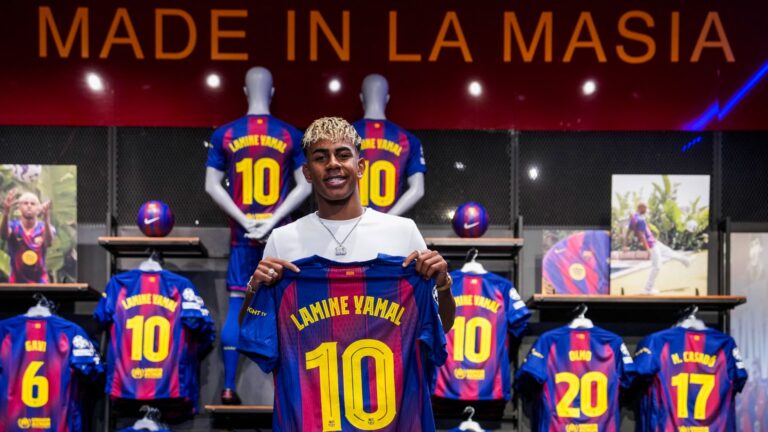 Lamine Yamal dorsal 10 botiga Barça