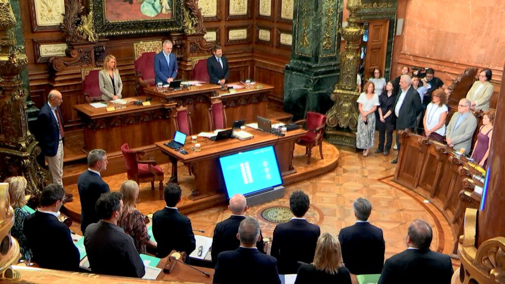 minut silenci plenari municipal